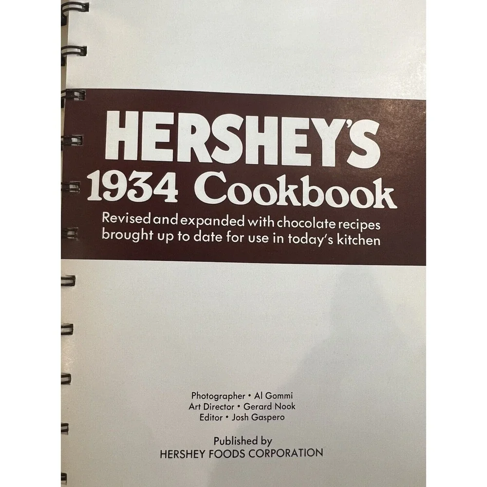 Hershey's 1934 Cookbook Revised Expanded 1971 Spiral Bound Chocolate Recipes
